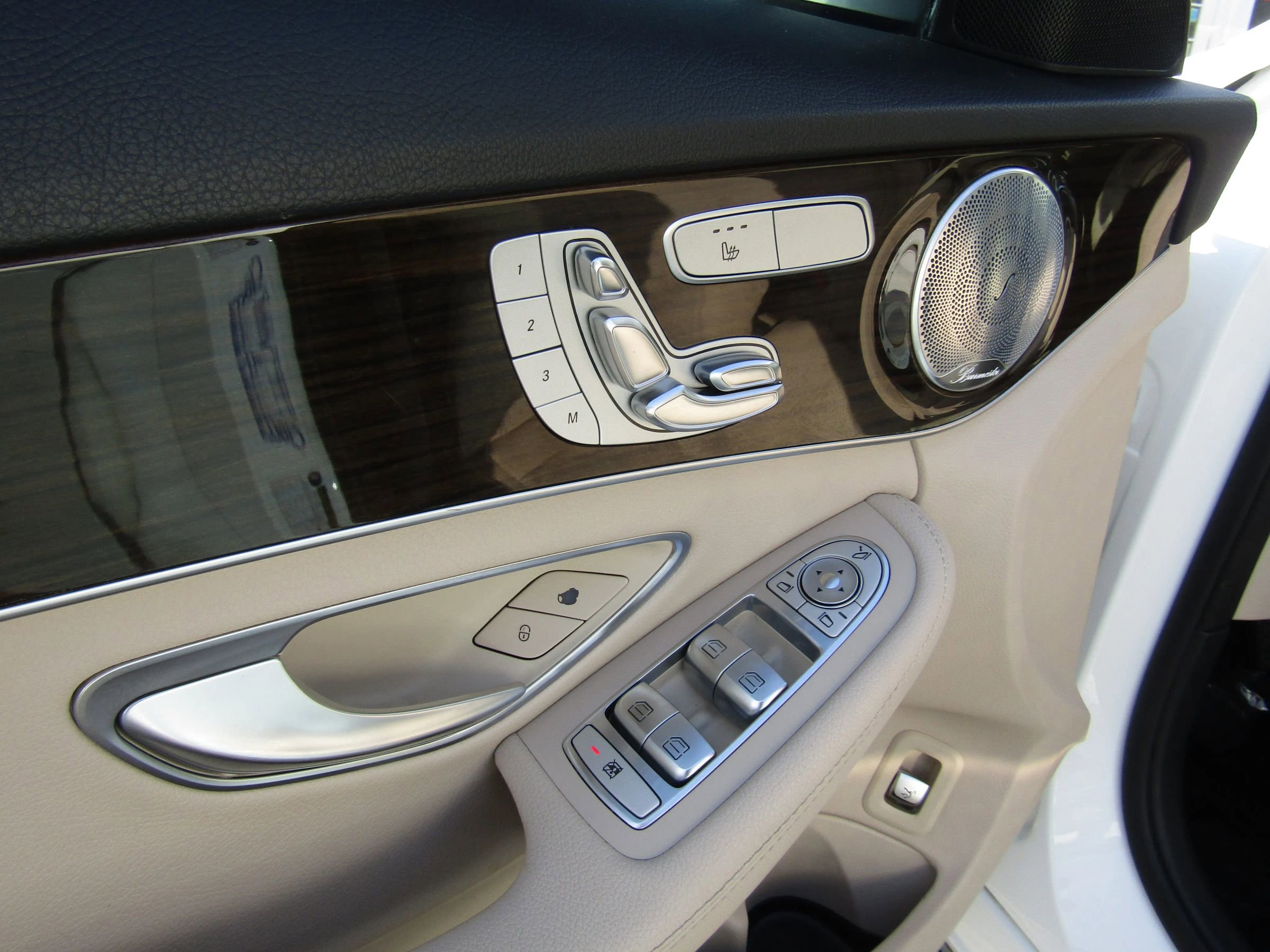 Used 2017 Mercedes-Benz C 300 4MATIC Sedan image 17