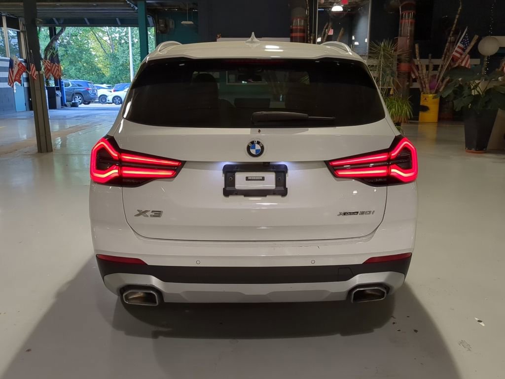 Used 2023 BMW X3 xDrive30i AWD/4WD image 9