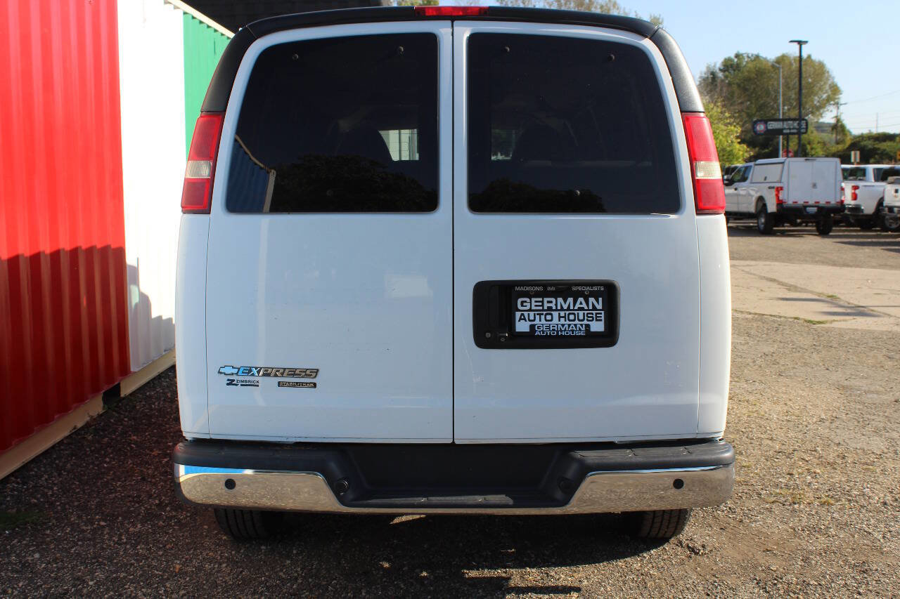 Used 2013 Chevrolet Express 3500 LT w/ LT Preferred Equipment Group image 6