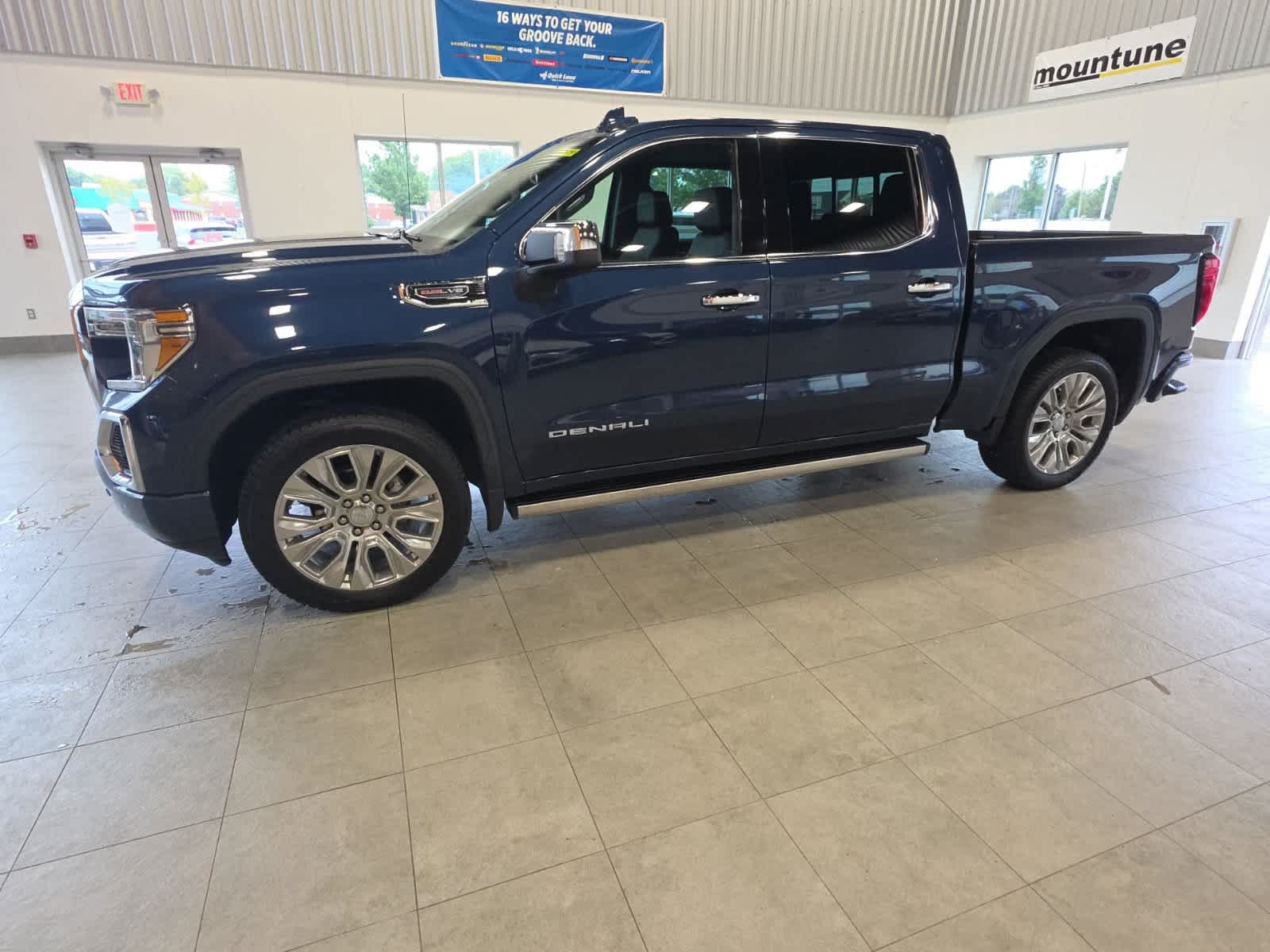 Used 2021 GMC Sierra 1500 Denali w/ Denali Premium Package AWD/4WD image 14