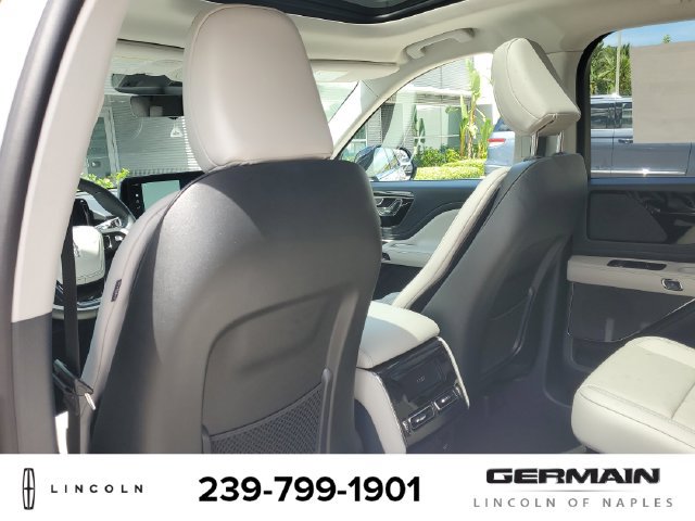 New 2026 Lincoln Aviator 2WD image 21