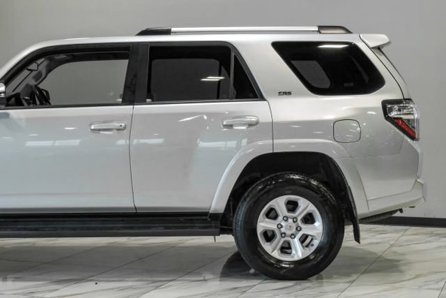 Used 2021 Toyota 4Runner SR5 Premium AWD/4WD image 21