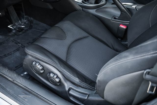 Used 2009 Nissan 370Z Coupe image 47
