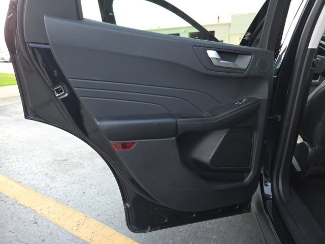 Used 2021 Ford Escape SEL w/ Technology Package AWD/4WD image 12