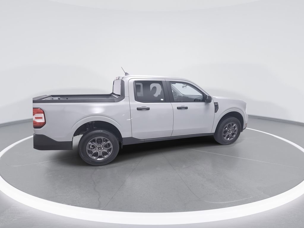 Used 2024 Ford Maverick XLT image 7