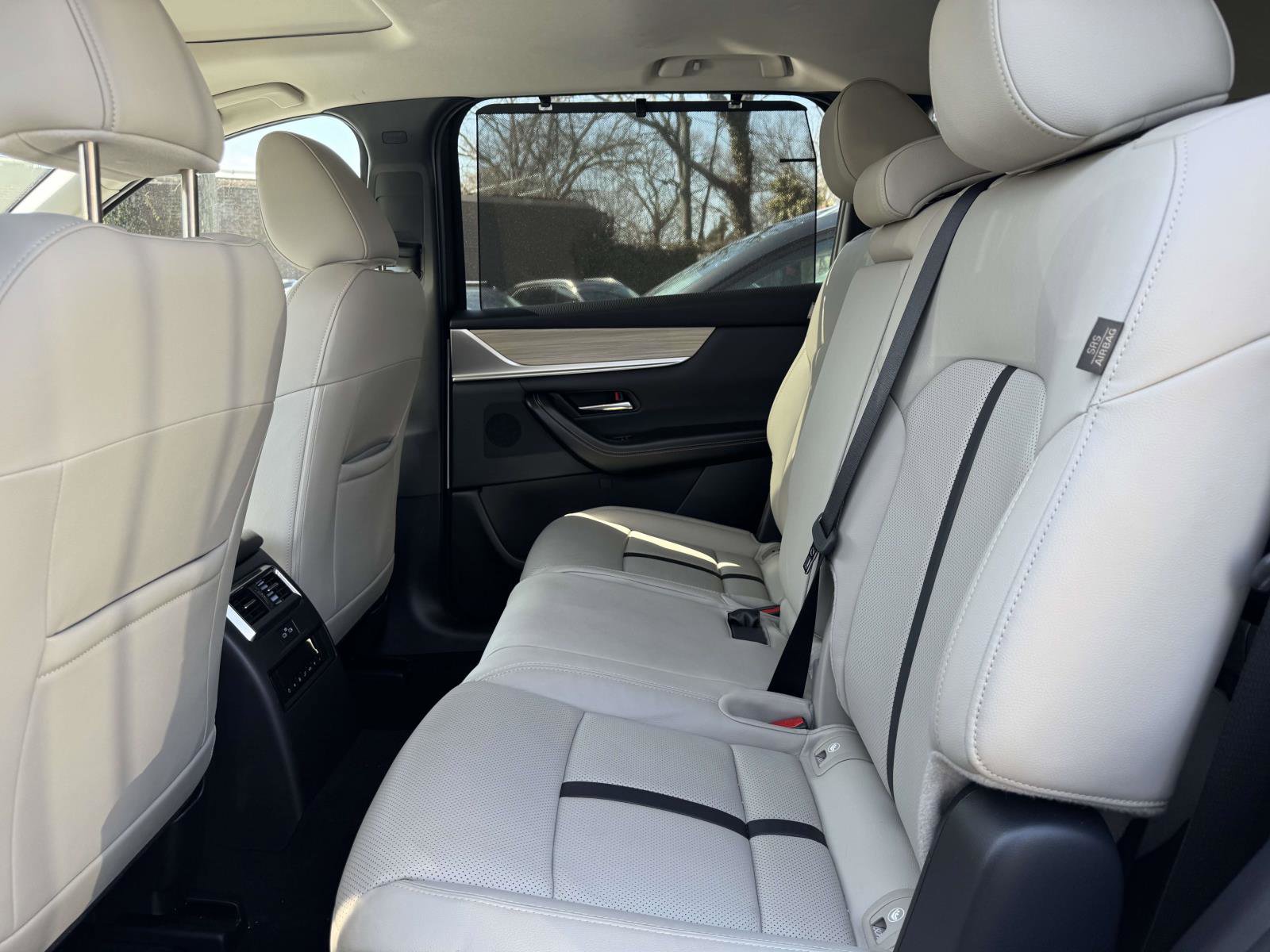 Certified 2025 MAZDA CX-90 Plug-In Hybrid w/ Preferred image 11