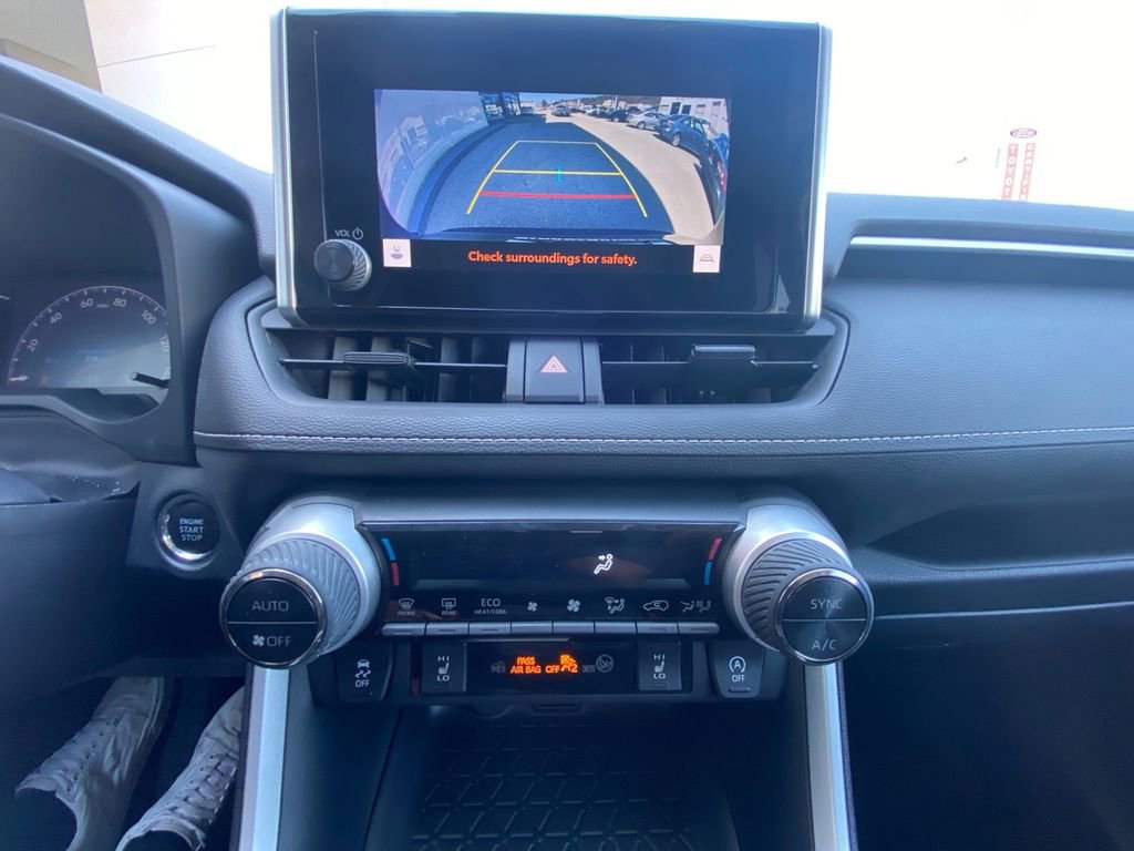 Used 2023 Toyota RAV4 XLE w/ Convenience Package image 21