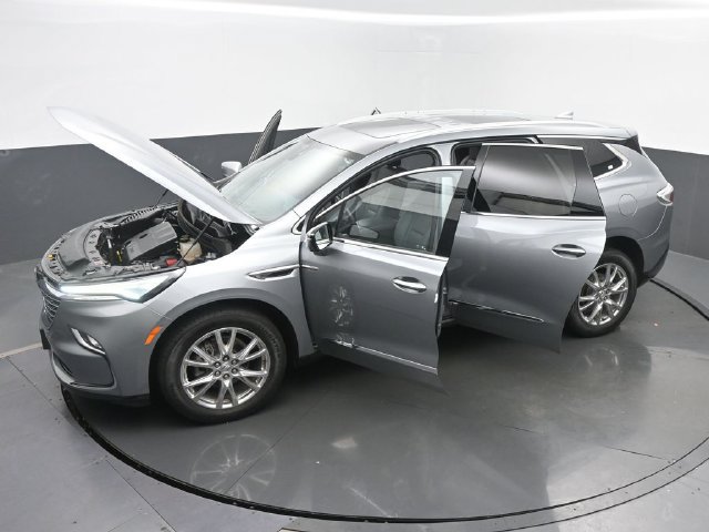 Used 2023 Buick Enclave Essence w/ Experience Buick Package AWD/4WD image 65
