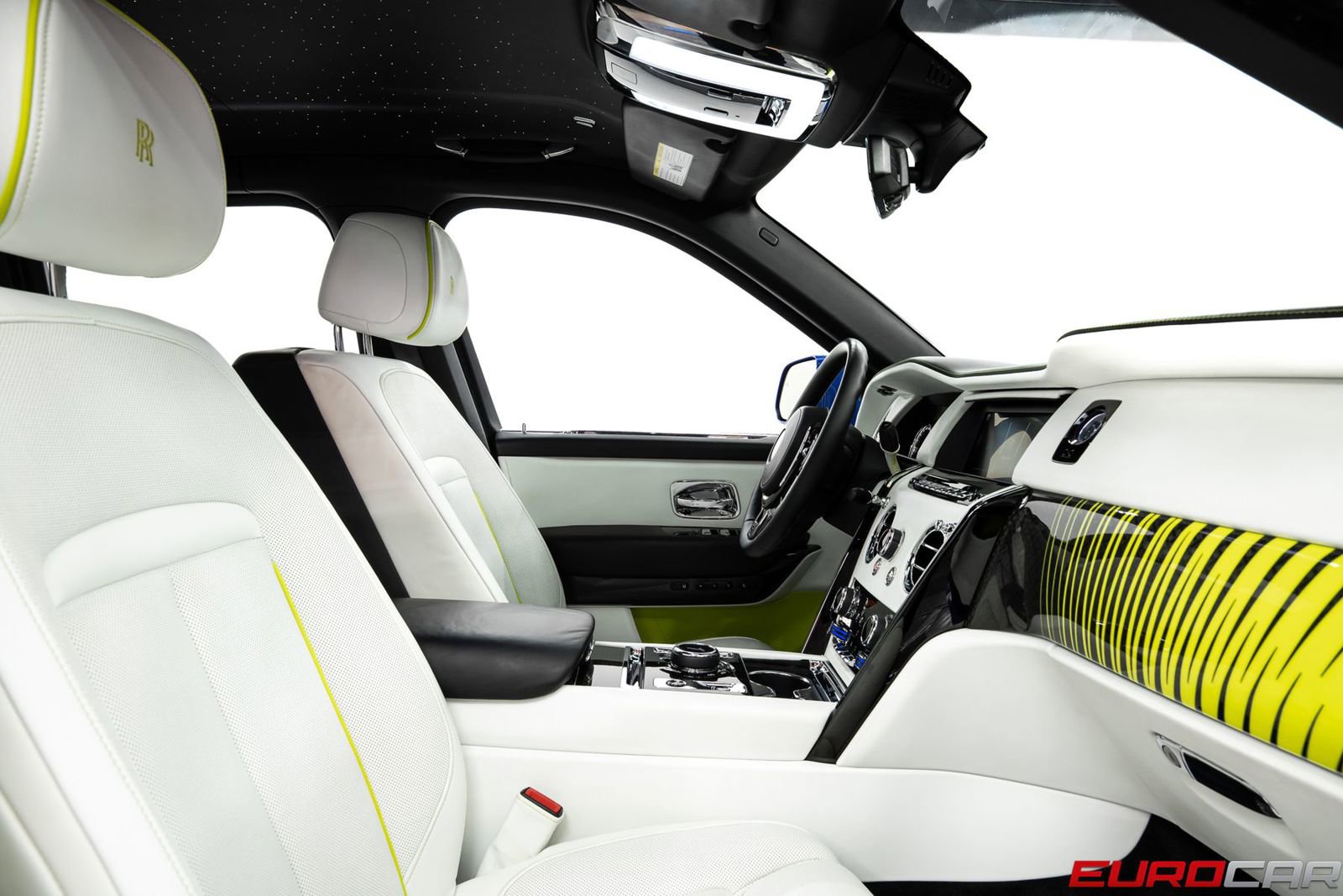 Used 2021 Rolls-Royce Cullinan Black Badge image 38