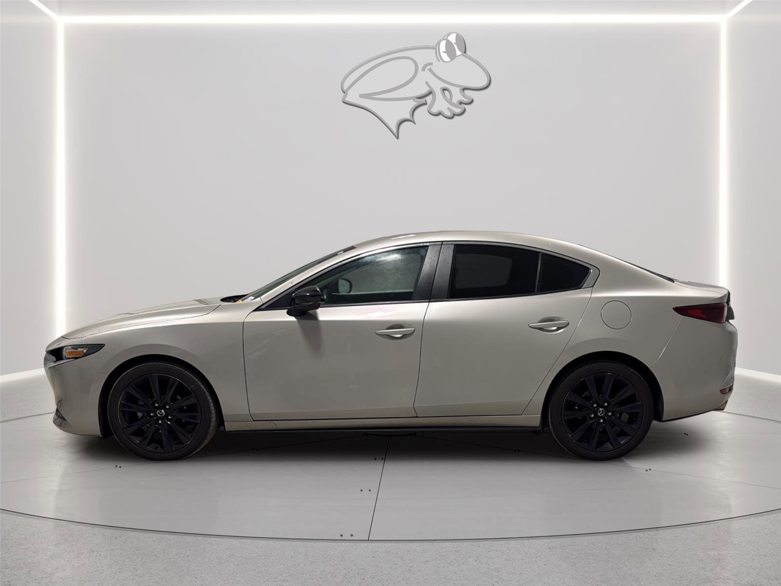 Used 2024 MAZDA MAZDA3 s FWD image 2