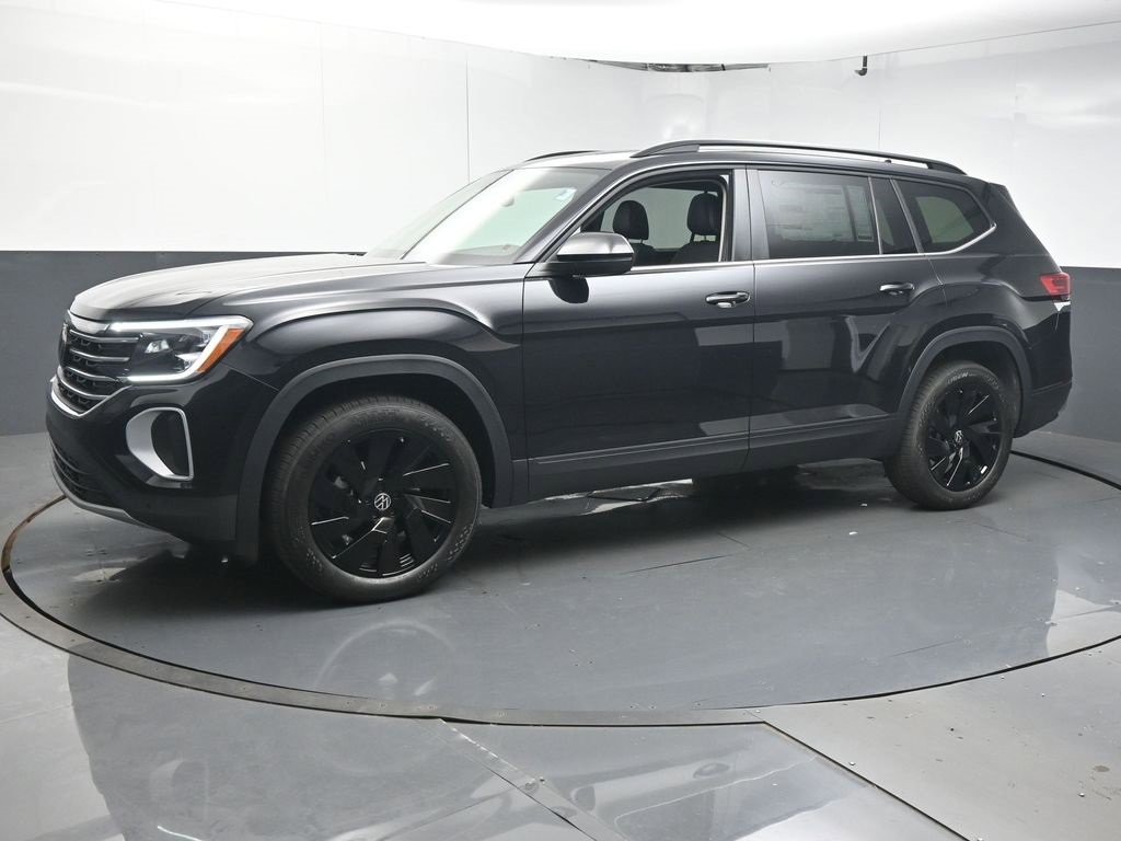 New 2026 Volkswagen Atlas SE image 4