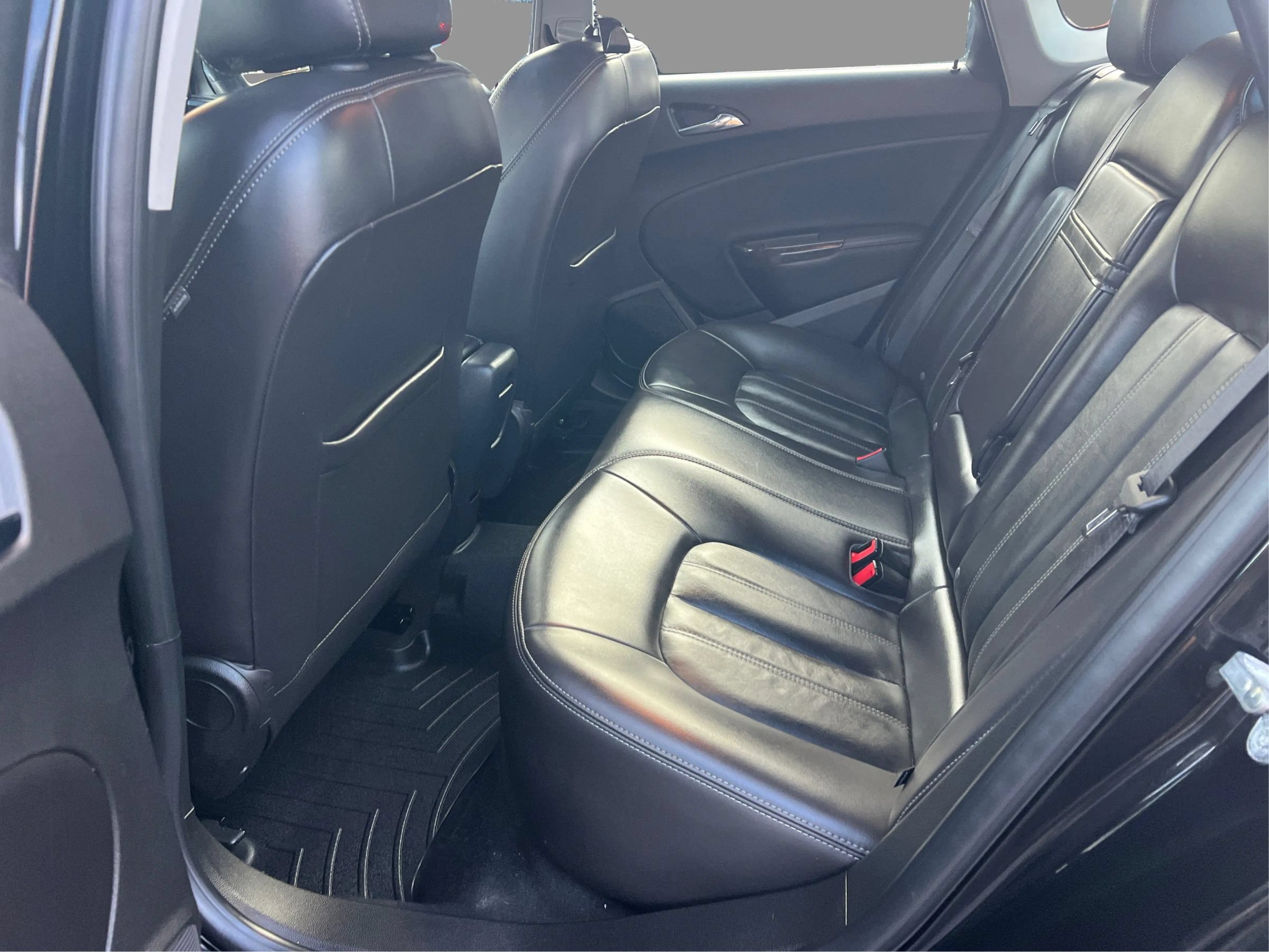 Used 2016 Buick Verano Leather w/ Experience Buick Package FWD image 11