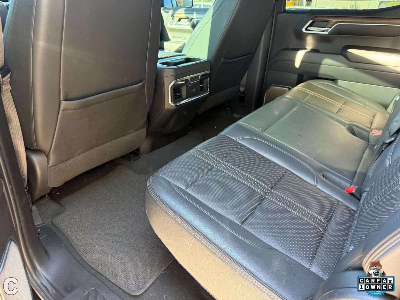 Used 2024 Chevrolet Silverado 1500 High Country w/ Midnight Edition AWD/4WD image 8