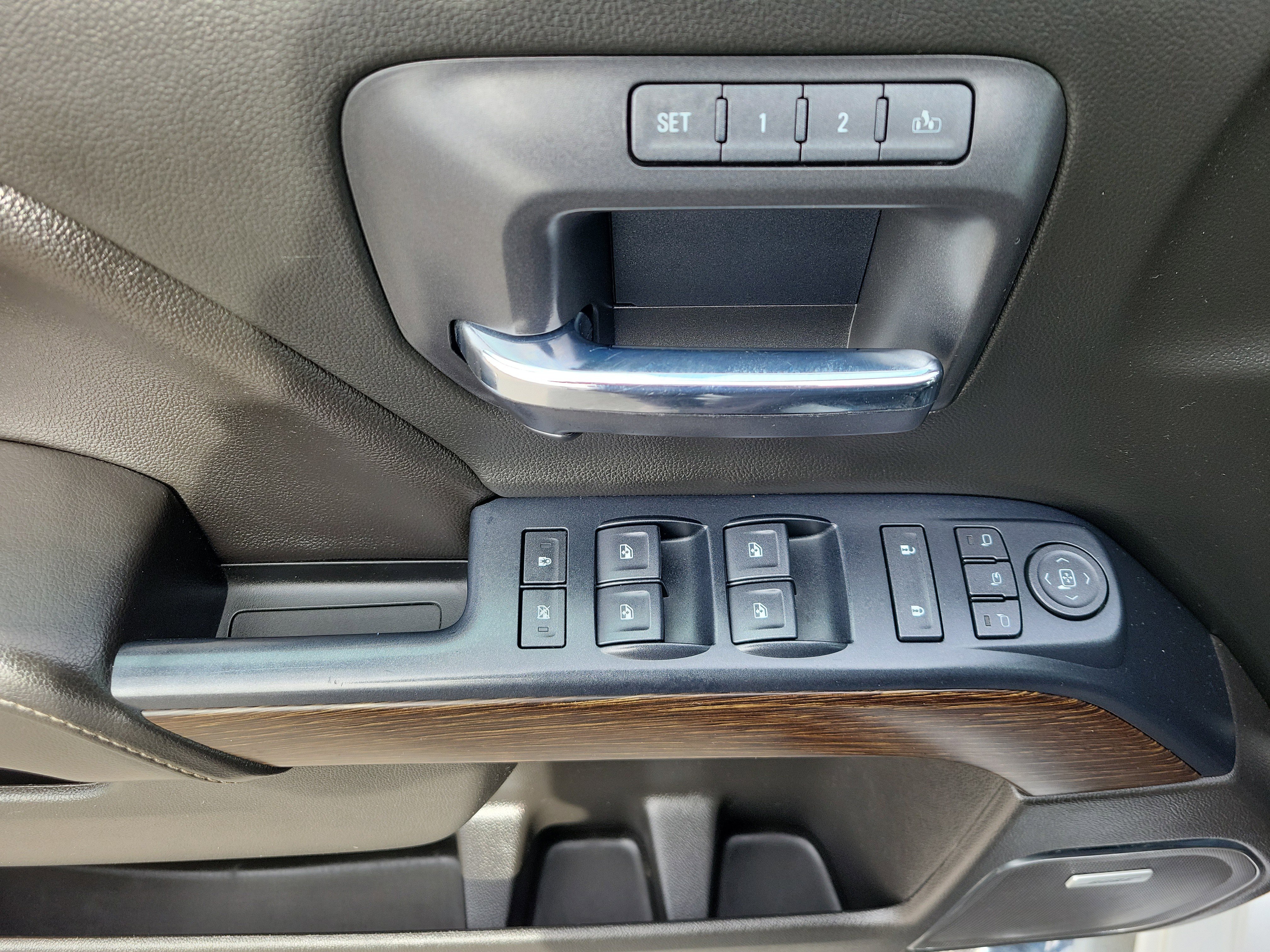 Used 2019 GMC Sierra 2500 Denali w/ Duramax Plus Package image 20