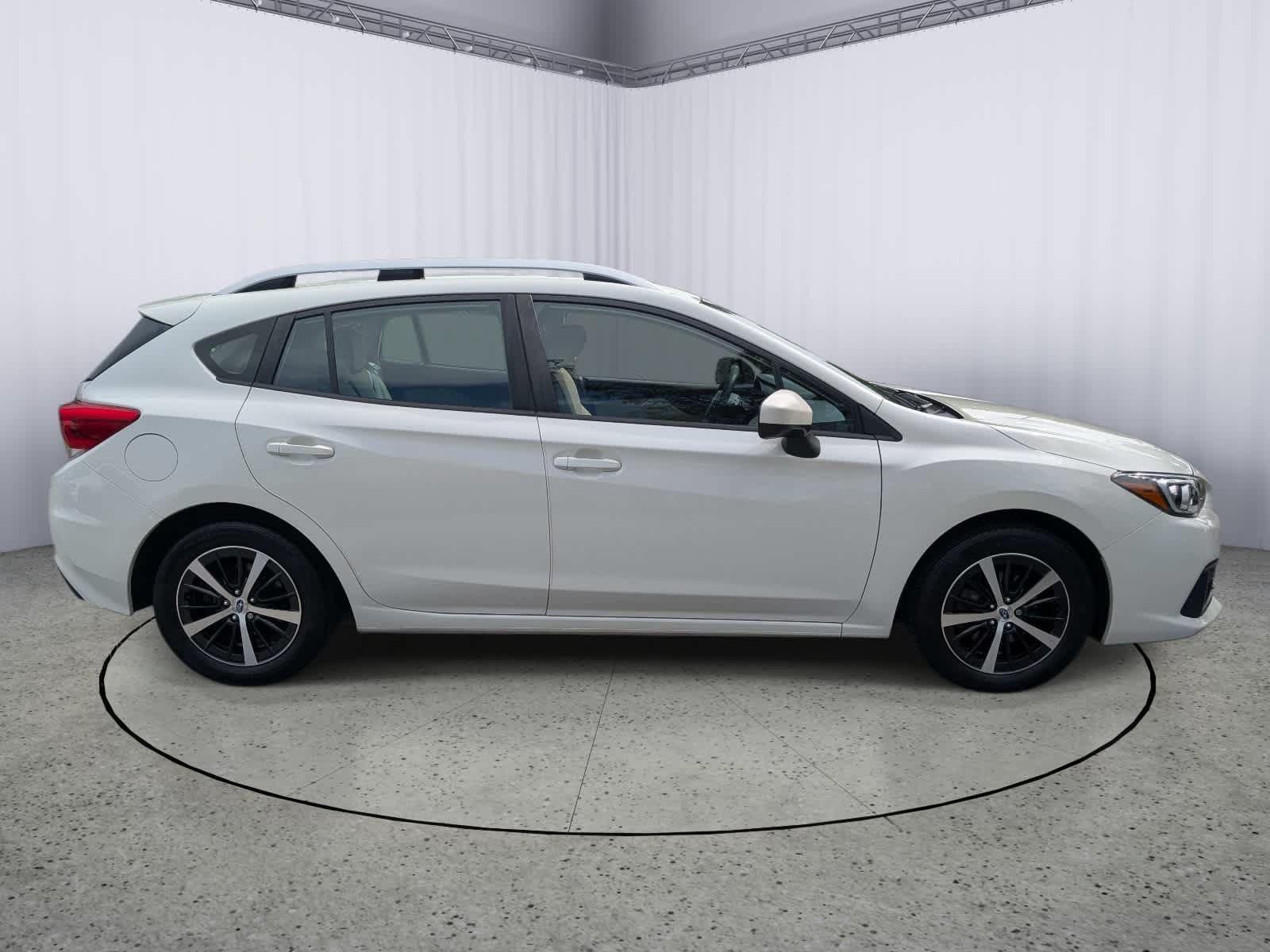Used 2023 Subaru Impreza 2.0i Premium AWD/4WD image 2