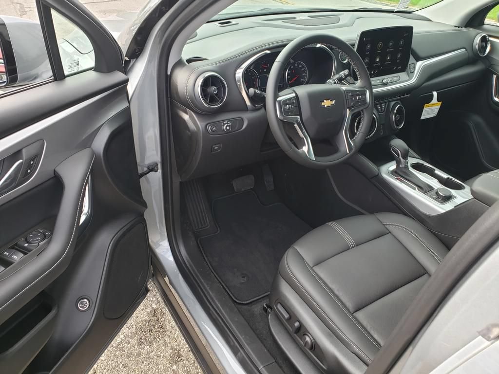 New 2026 Chevrolet Blazer LT AWD/4WD image 14