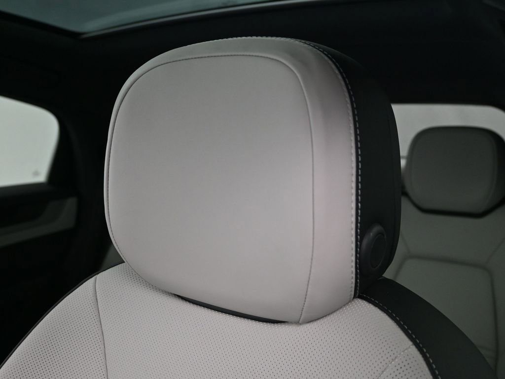 New 2026 Porsche Cayenne Coupe image 20