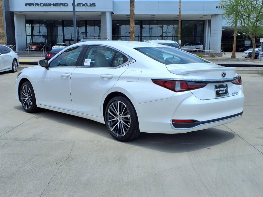 New 2025 Lexus ES 300h w/ Premium Package image 2
