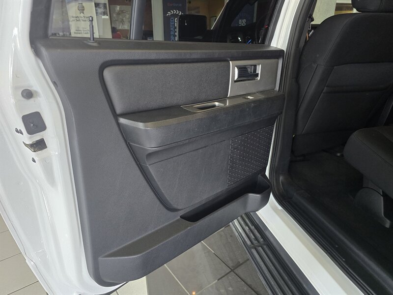 Used 2017 Ford Expedition EL XLT AWD/4WD image 13
