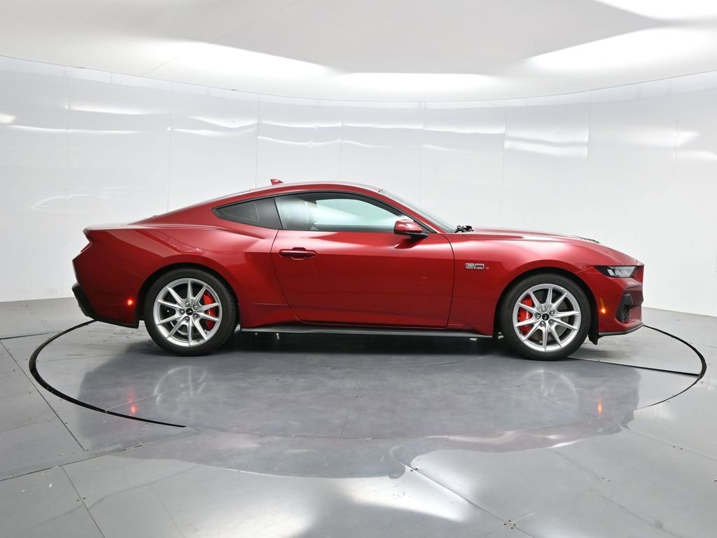 Used 2024 Ford Mustang GT Premium image 31