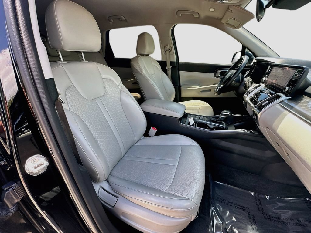 Used 2022 Kia Sorento S FWD image 30