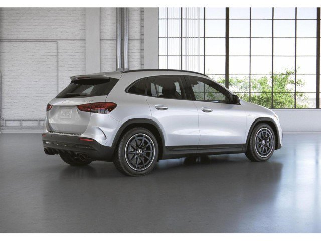 Certified 2022 Mercedes-Benz GLA 35 AMG 4MATIC image 36