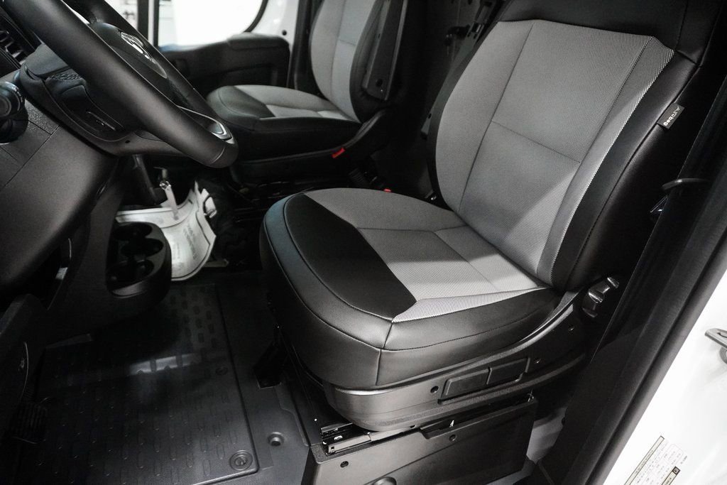 Used 2024 RAM ProMaster 3500 w/ Premium Convenience Group image 16