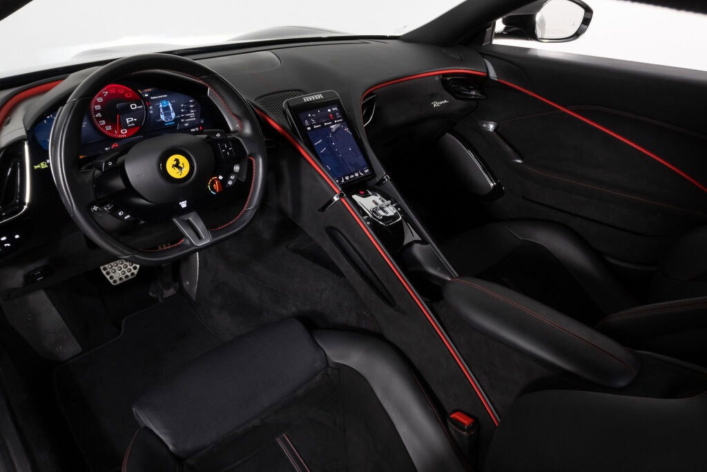 Used 2024 Ferrari Roma image 37