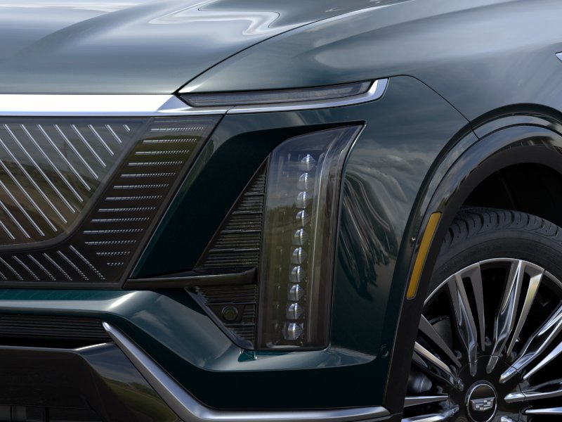 New 2027 Cadillac Vistiq Premium Luxury w/ LPO, Trailering Package AWD/4WD image 10