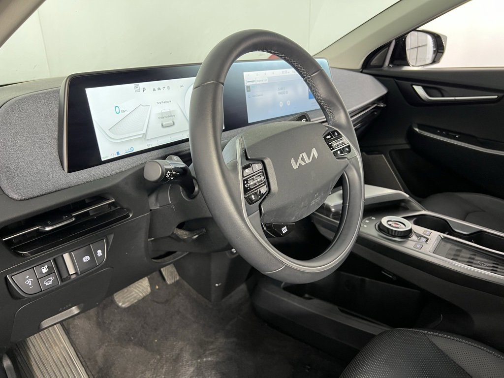 Used 2023 Kia EV6 Wind image 22
