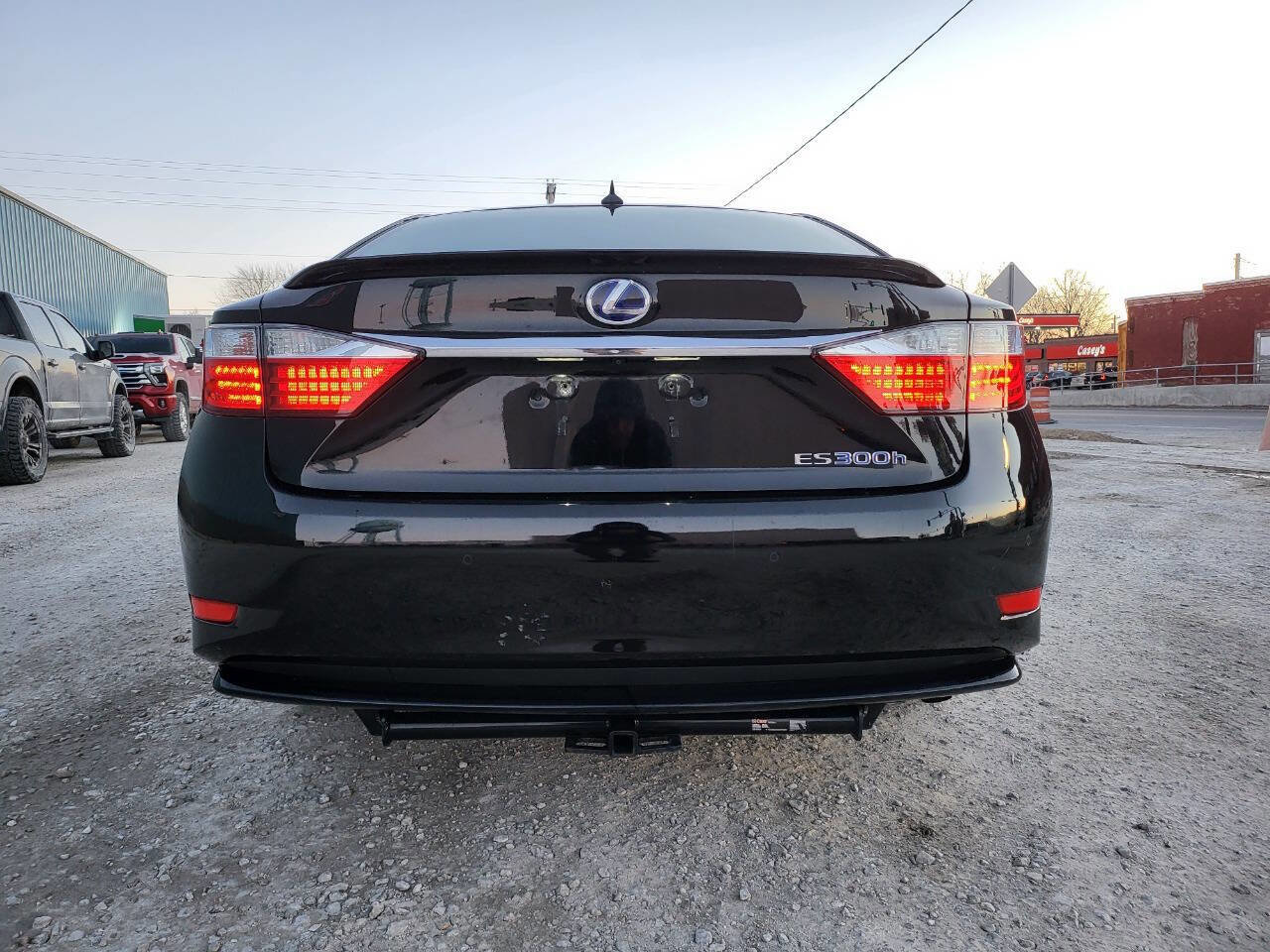 Used 2014 Lexus ES 300h w/ Luxury Package w/Bamboo Trim FWD image 5