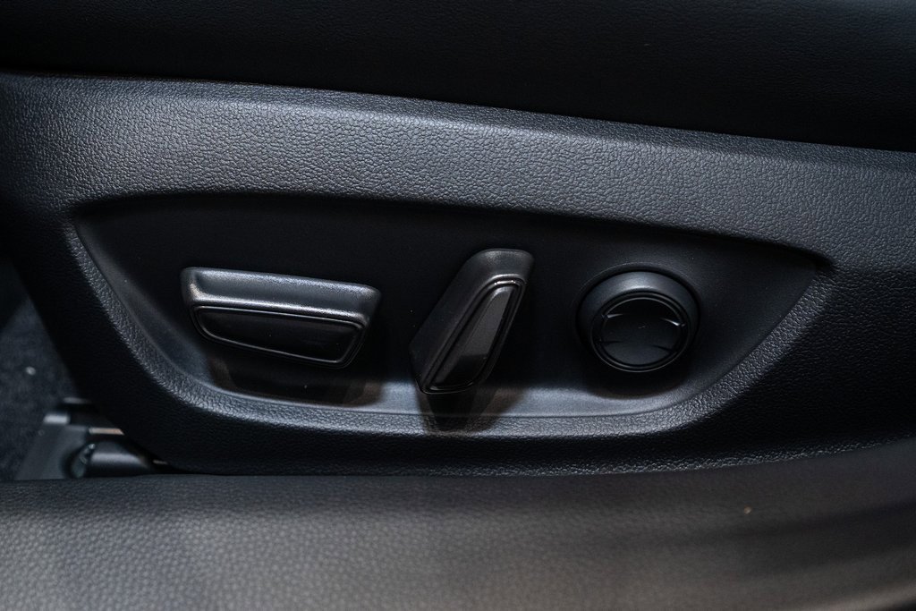 New 2026 Toyota Prius Plug-In Hybrid image 23