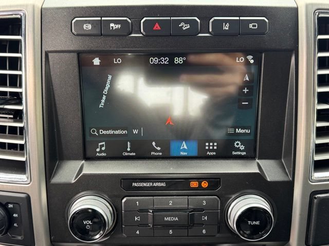 Used 2018 Ford F450 Platinum w/ Platinum Ultimate Package AWD/4WD image 18