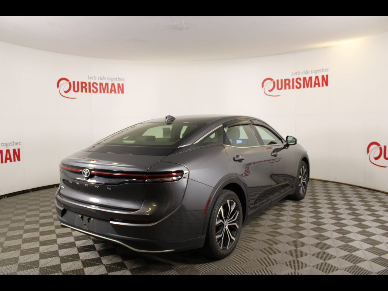 Used 2023 Toyota Crown AWD/4WD image 8