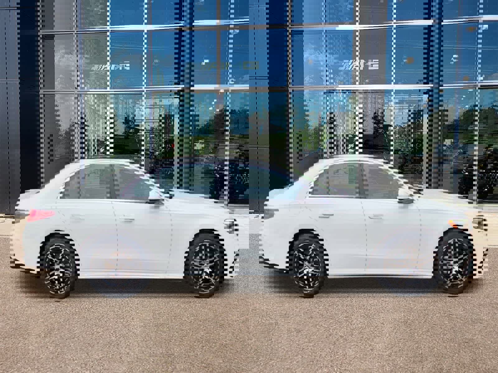 New 2025 Mercedes-Benz E 350 Sedan image 23