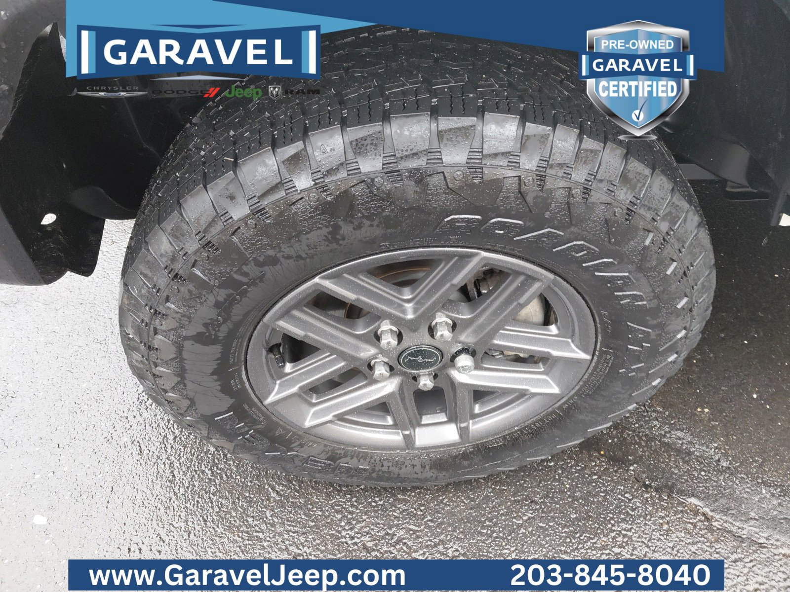 Used 2025 Jeep Wrangler Sport S image 29