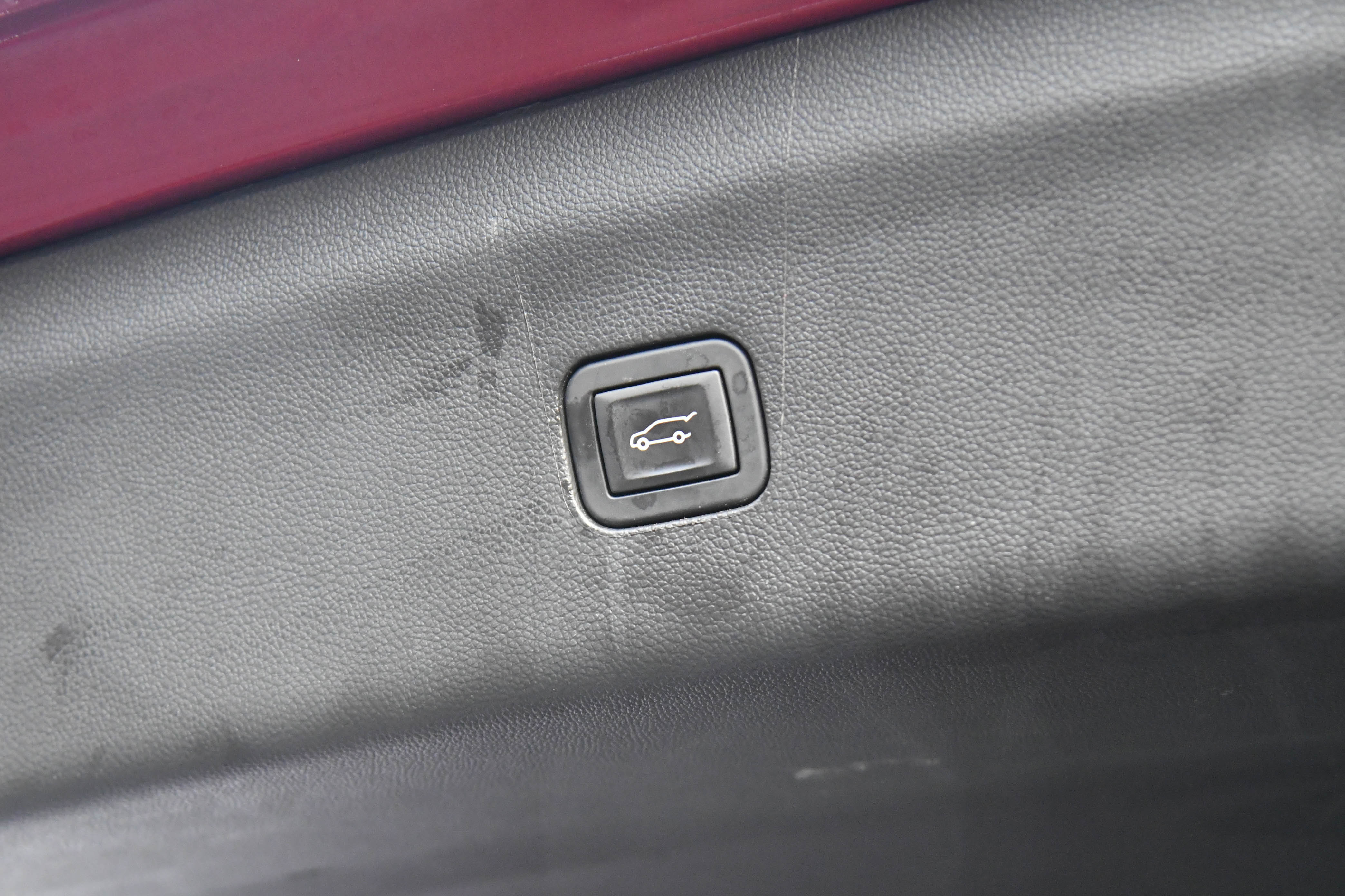 Used 2024 Buick Enclave Premium image 45