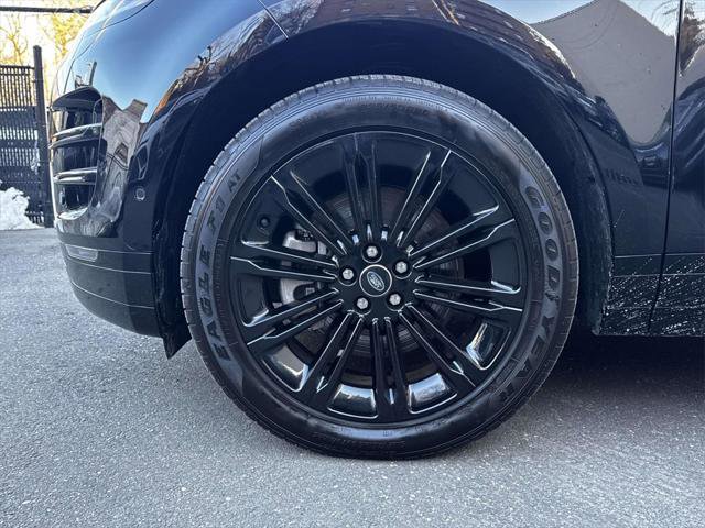 Used 2025 Land Rover Range Rover Evoque Dynamic SE image 8