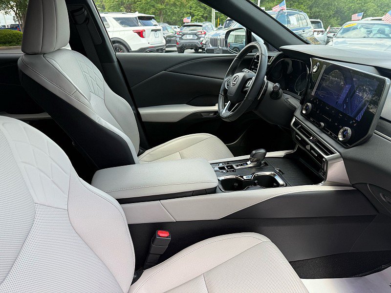 Used 2023 Lexus RX 350 Premium w/ Cold Area Package AWD/4WD image 24