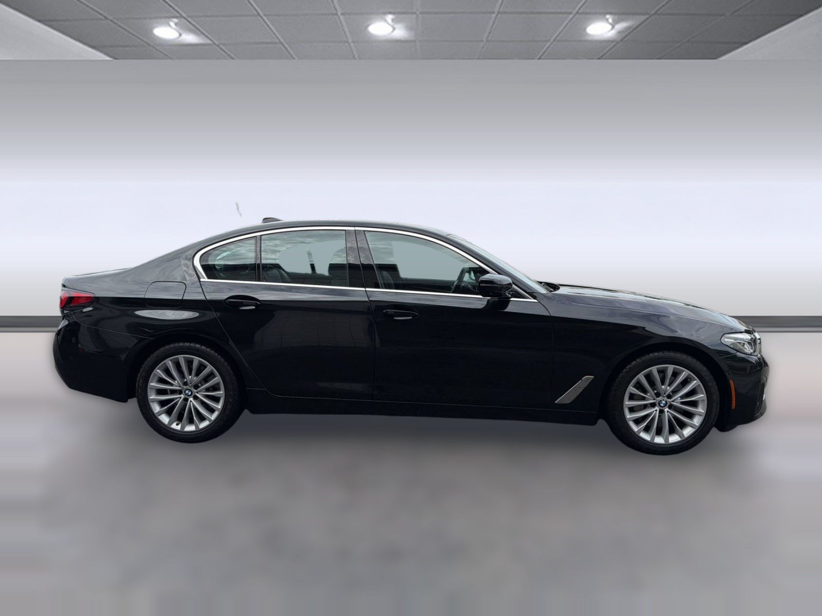 Used 2021 BMW 530i RWD image 8