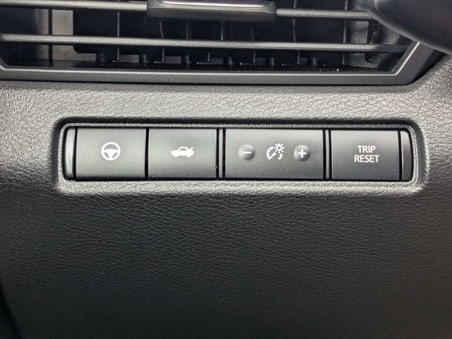 Used 2024 Nissan Altima 2.5 SL FWD image 21