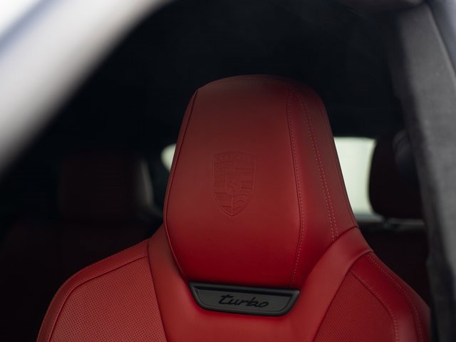 Used 2025 Porsche Macan Turbo Electric image 20