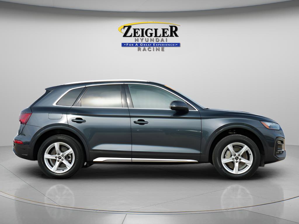 Used 2023 Audi Q5 2.0T Premium w/ Convenience Package image 9