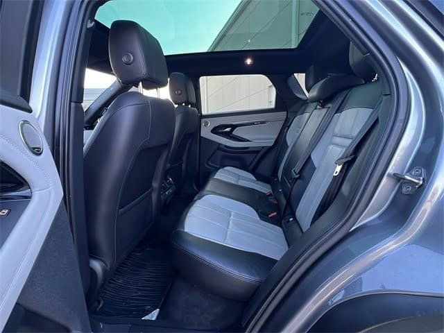 Used 2020 Land Rover Range Rover Evoque R-Dynamic SE AWD/4WD image 17