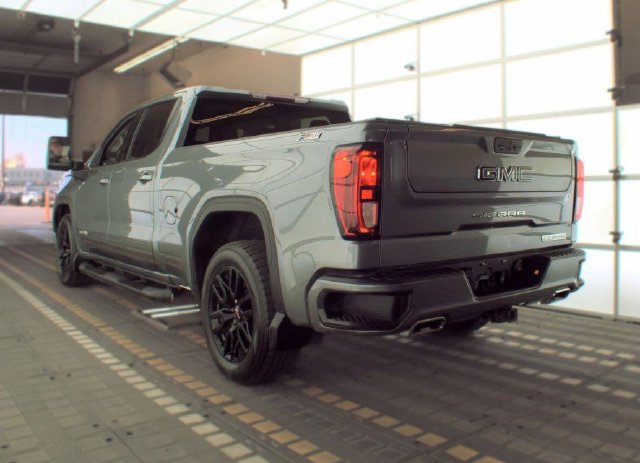 Used 2022 GMC Sierra 1500 Elevation w/ X31 Off-Road Package AWD/4WD image 6