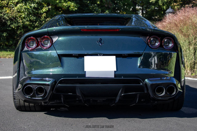Used 2021 Ferrari 812 GTS RWD image 16
