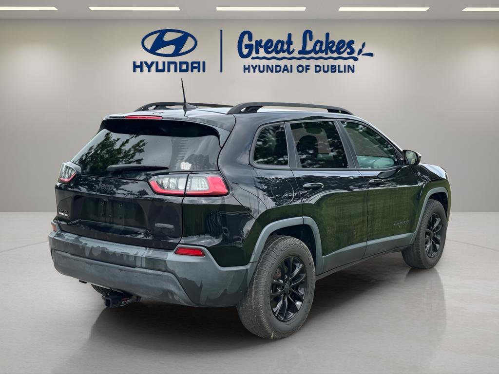 Used 2020 Jeep Cherokee Latitude w/ Cold Weather Group AWD/4WD image 5