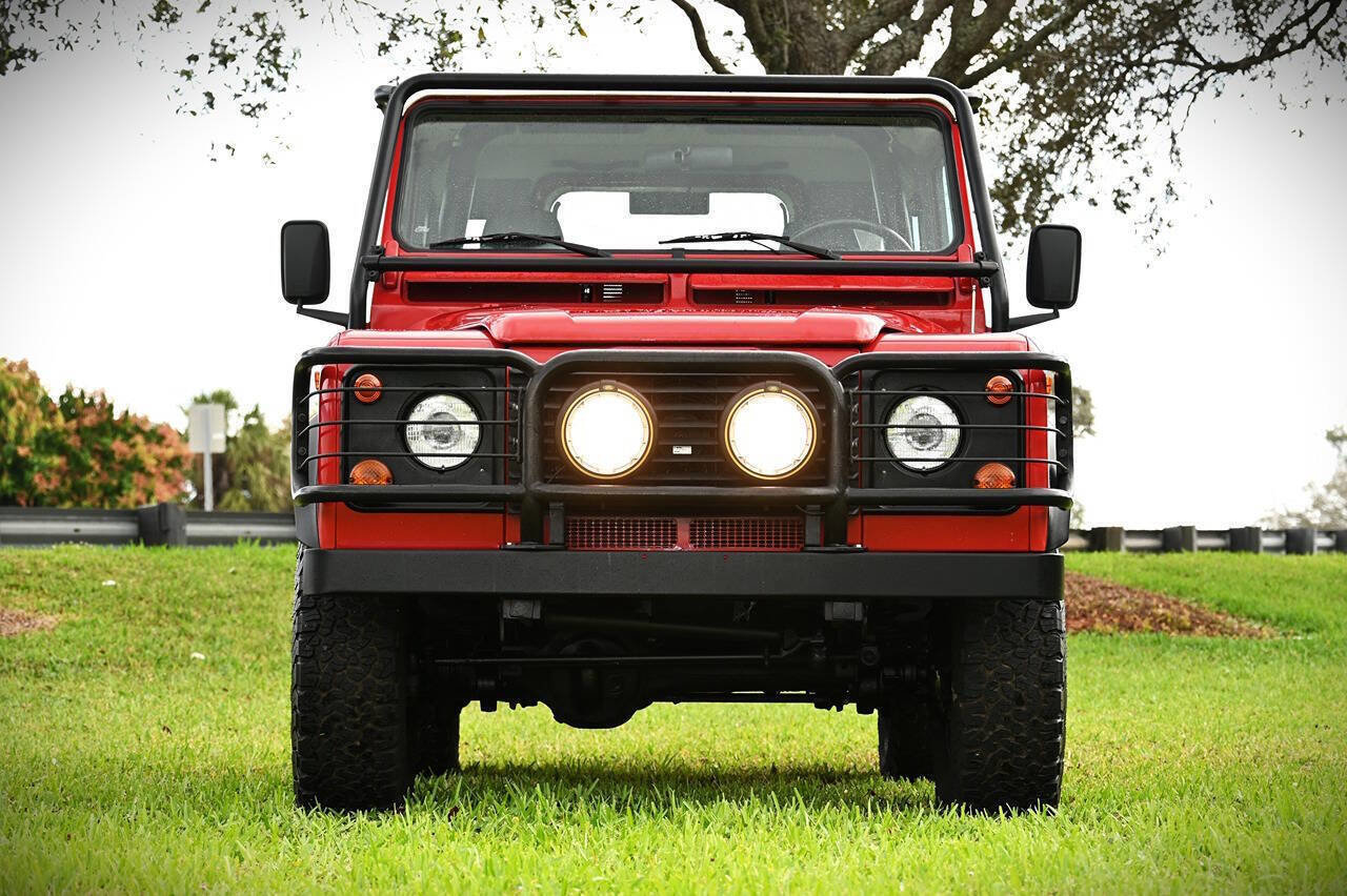 Used 1997 Land Rover Defender 90 AWD/4WD image 5