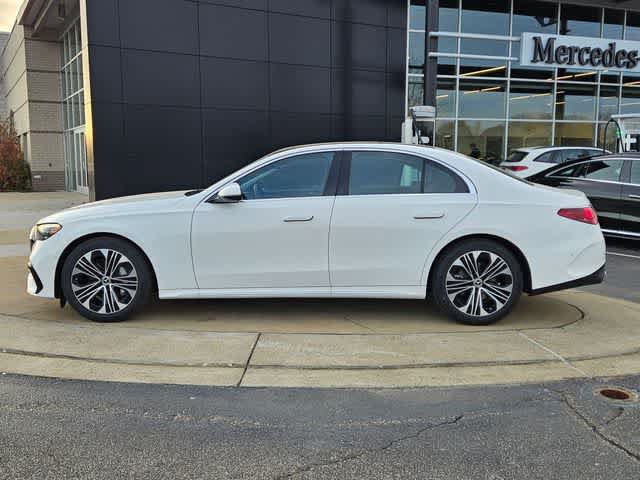New 2026 Mercedes-Benz E 350 4MATIC Sedan image 4