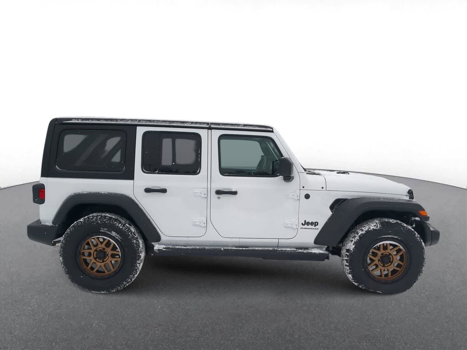 Used 2026 Jeep Wrangler Sport AWD/4WD image 9